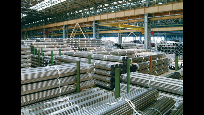 How to manufacture seamless steel pipes